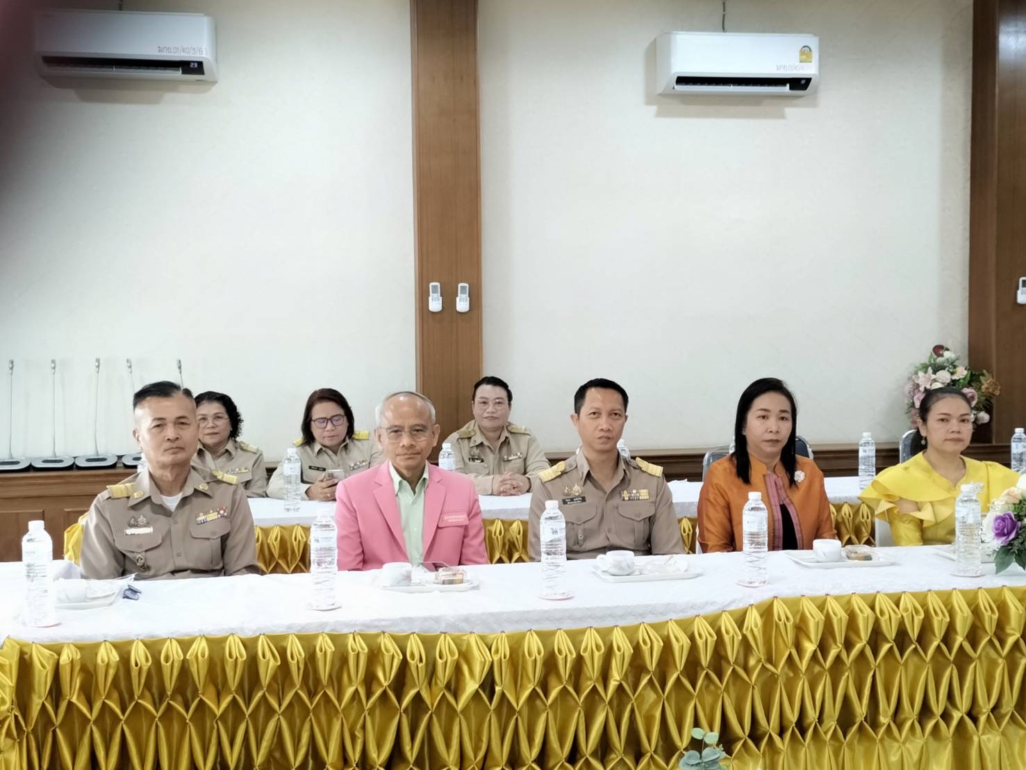 ร่วมพิธีรับมอบโครงการศาสตร์พระราชาจากชุมชนสู่โรงเรียน