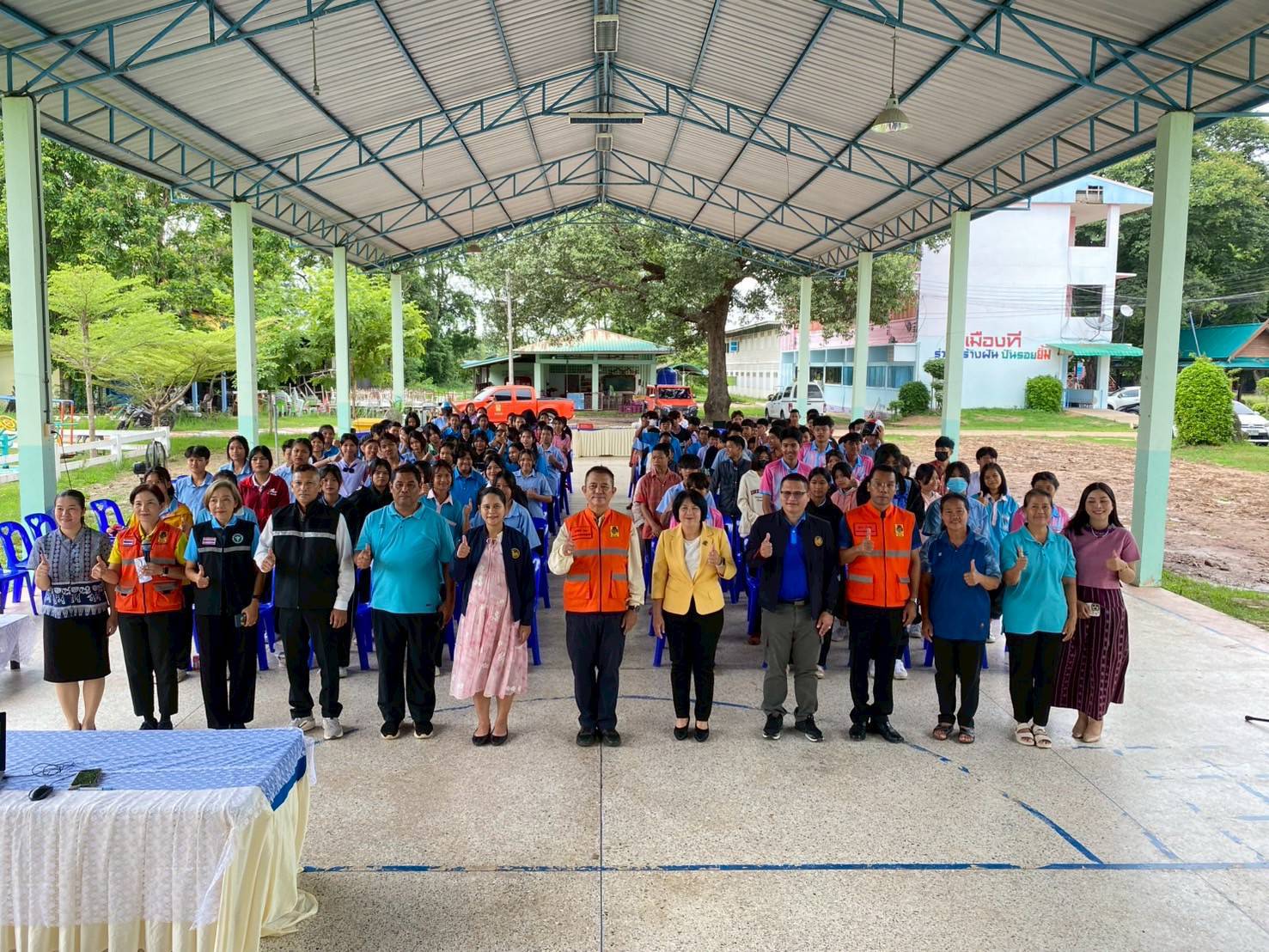 โครงการฝึกอบรมเยาวชนขับขี่ปลอดภัยเสริมสร้างวินัยจราจรและการป้องกันอุบัติภัยในโรงเรียนจังหวัดสุรินทร์ประจำปีงบประมาณ 2568